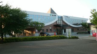 町の中心となる存在です