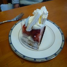 アマオウのイチゴを使ったケーキ