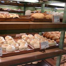 丁寧にきちんとつくられたパンたち。