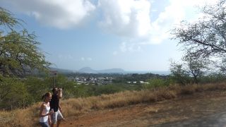 トロリーでダイヤモンドヘッドへ