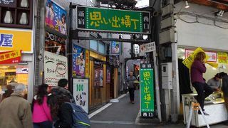 映画のセットのよう