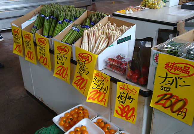 さすがアスパラの産地！アスパラが安かった！