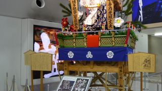 千手乃光照丈夫（せんじゅのひかりはもののふをてらす）が展示されていました。