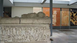 屋外の彫像も忘れずに