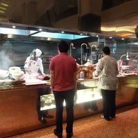 朝食レストランのヌードルスタンド