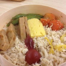 朝食に食べたわっぱめし