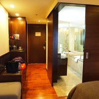 広さはまあまあ。二人だとちょっと狭いかも