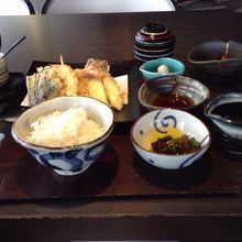 天ぷら定食ランチ184元