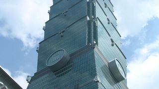 朝は空いてました