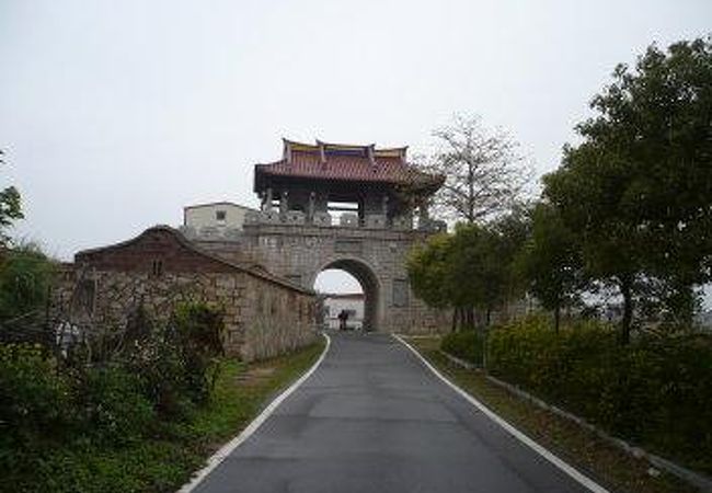 明初期の建築残る古い町並み