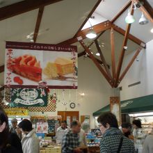 チーズケーキなどの売店