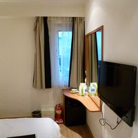 コンパクトにティーセットなどもあります