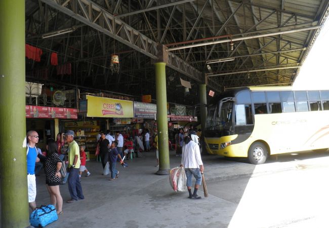 サンカルロス市公共交通ターミナル