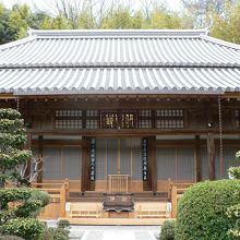 女流歌人・伊勢が結んだ庵が始まりの伊勢寺