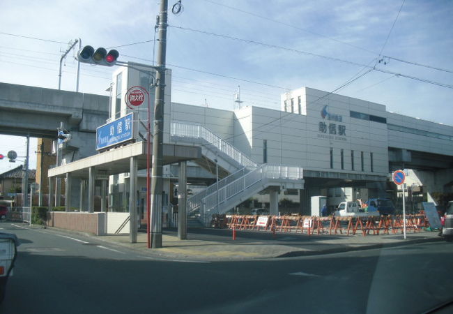 住宅街の駅