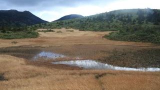 頂上は寒かった