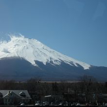 船上から見た富士山