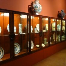 工芸品の陳列ケース