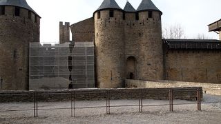 １２世紀にカルカソンヌ伯が築いた城