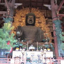 ご存知、奈良東大寺の大仏ですよ