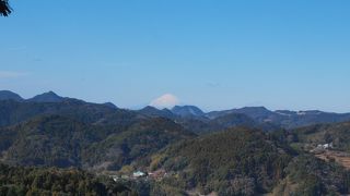 ここは山間の集落や富士山が見えました!!