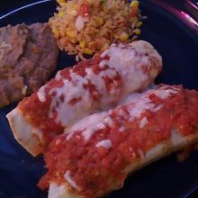 エンチェラーダ、ビーフ入り