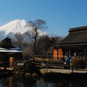 霊峰富士の胎内より湧き出でる八つの泉