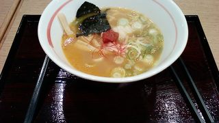 札幌から帰ってきてここで腹ごしらえ