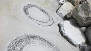 ぼこぼこしてます