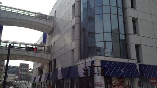 横須賀中央にある百貨店