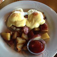 エッグベネディクト