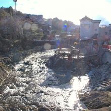 桂川とよく合う風景です