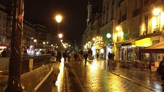 パリの裏原という感じ