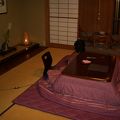 こんじまりとしていて囲炉裏やおこたでほっこりできる旅館。