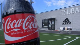 アクセスの良いフットサル場。