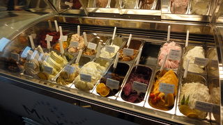 観光客に大人気のアイス