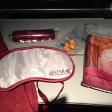 歯ブラシ、耳栓、アイマスクのセット