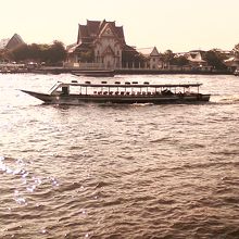 ジェット水流ですいすい