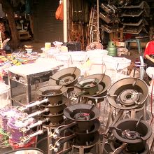 DYIな商品が並ぶ３