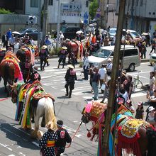 交通整理は欠かせません。