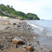 駅裏の海水浴場