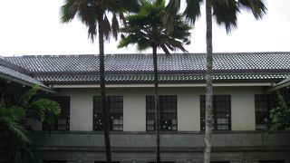 ダウンタウンで歴史的な建造物を探訪