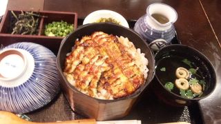 ひつまぶしはフードコートじゃなくお店で食べたい。