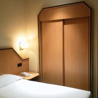 セーフティボックスはクローゼット内にあります。