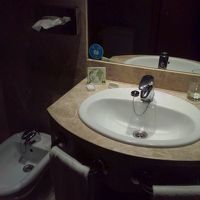 アメニティはバスジェルとシャンプー、石鹸。香りは普通。