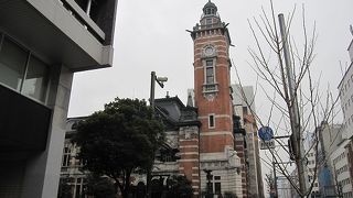 横浜市開港記念会館は、「ジャックの塔」の愛称で呼ばれ、横浜三塔の一つです。