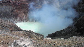 今もなお活動し続けている火山！