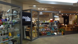 ヨーロピアンテイストなお洒落な家具です