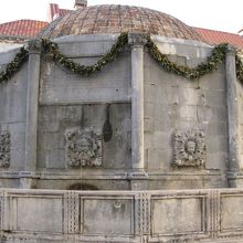 オノフリオの噴水★