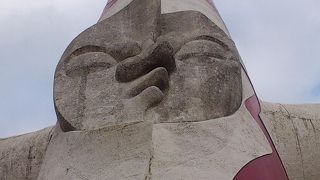 太陽の塔は必見